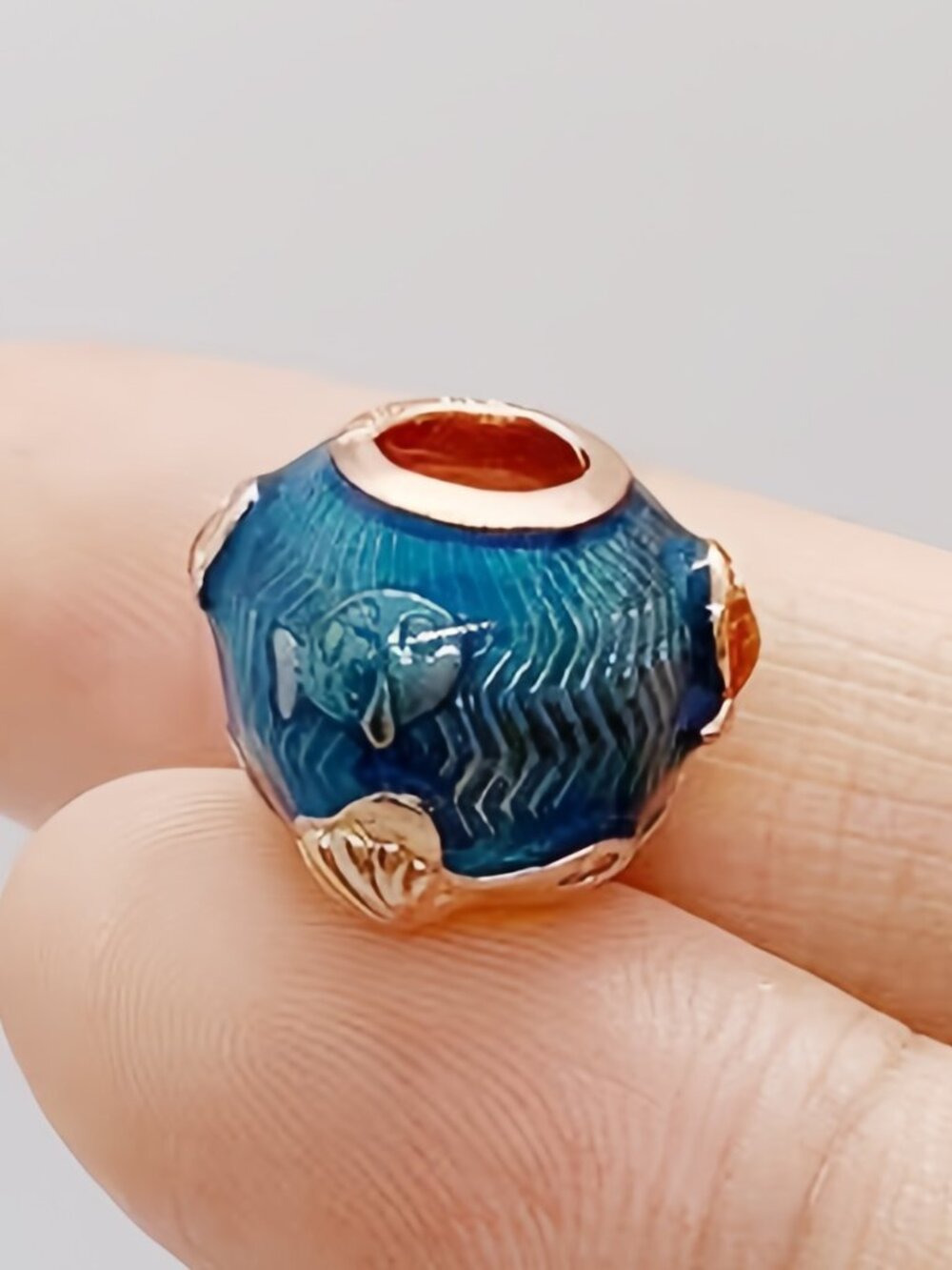 Pandora Shimmering Ocean Waves & Fish Charm Rose Gold-Plated